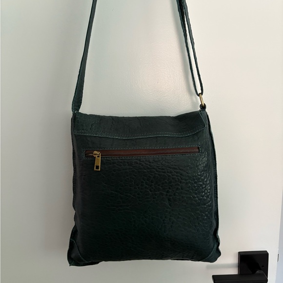 Maxon Collection Forest Green Textured Handbag. New with Tags. - Picture 7 of 15